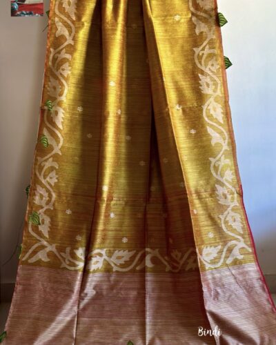 Thistle pure matka muslin saree with woven pocket sequins / SILK MARK
