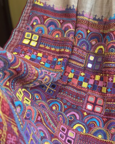 YARA SILI SILI III – LAMBANI HAND EMBROIDERY ON GOPALPUR TUSSAR