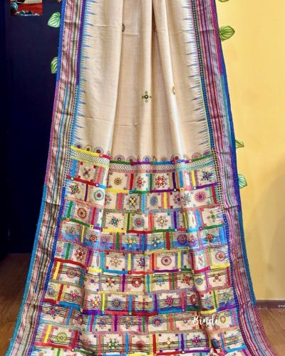 Banjaran I - Lambani hand embroidery on Vidarbha Tussar
