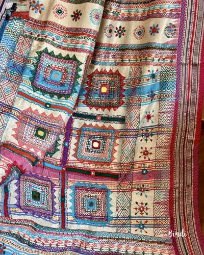BANJARAN II – LAMBANI HAND EMBROIDERY ON VIDARBHA TUSSAR