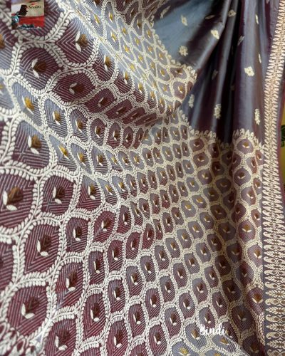 Queen’s Garden - HANDWOVEN PURE MULBERRY (PAAT) SILK SAREE FROM ASSAM