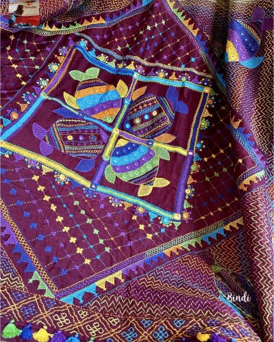 YARA SILI SILI I – LAMBANI HAND EMBROIDERY ON GOPALPUR TUSSAR