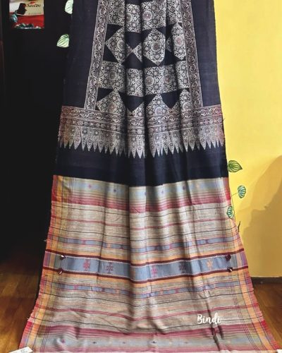EARTHY HUES II – AJRAKH PRINTED BHUJODI TUSSAR SAREE